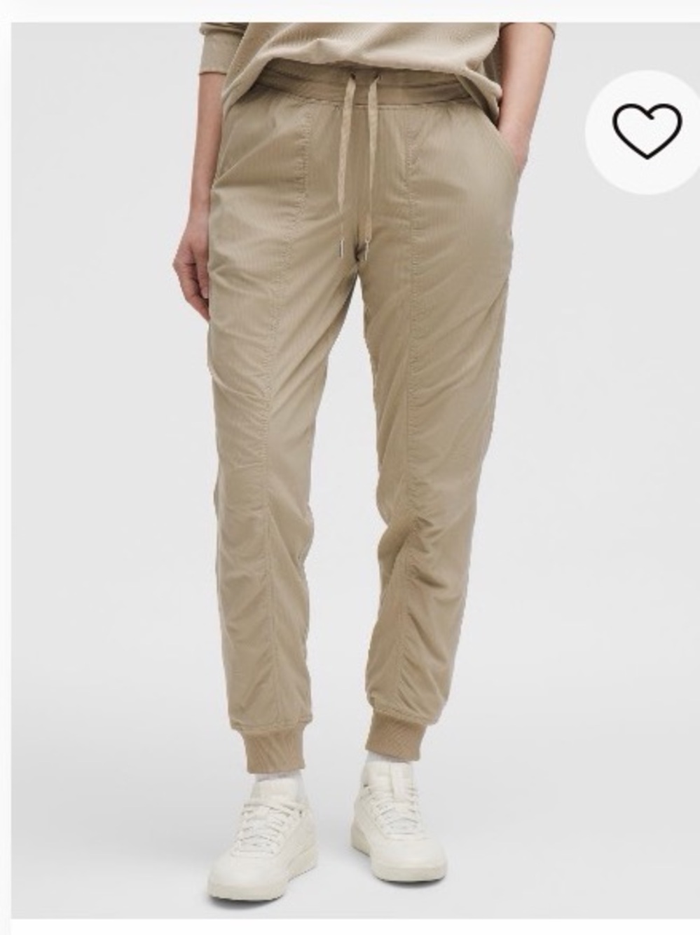 Lululemon Dance Studio
Mid-Rise Jogger 8 NWT